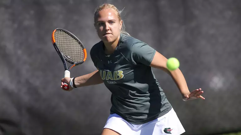 UAB Falls to Southern Miss, 5-2