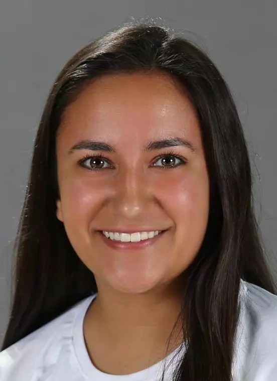 Brianna Muller headshot