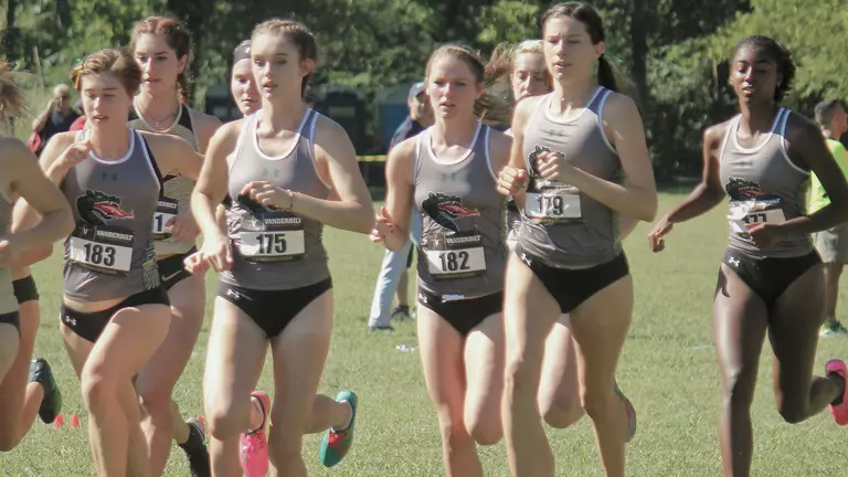 Blazers Place 16th at Commodore Classic