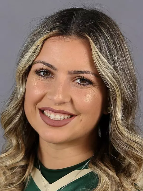 Rachel Owens Headshot
