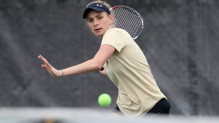 Women's Tennis Hosts Middle Tennessee on Sunday