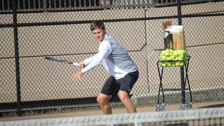 Men’s Tennis Travels to Tennessee for Pair of Matches