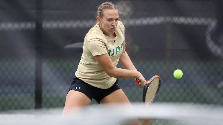 Women’s Tennis Suffers 4-0 Loss to Memphis