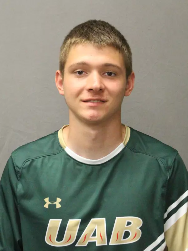 Alex Eristavi Headshot