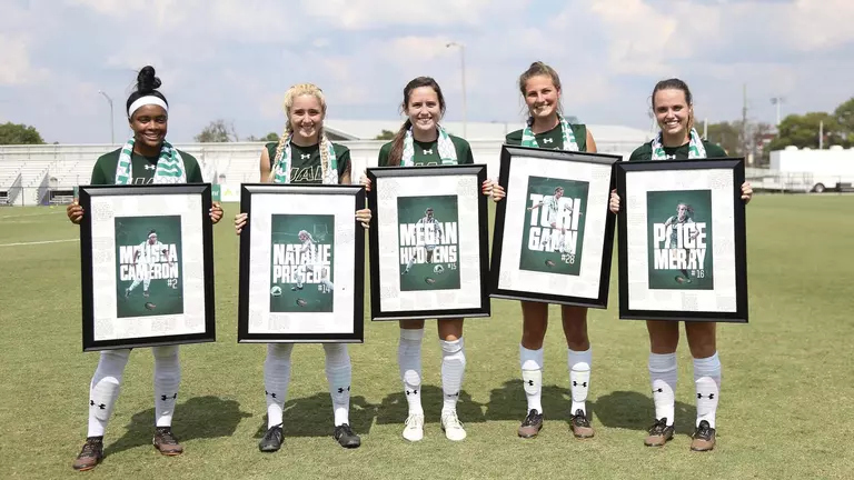 Women’s Soccer Falls to FAU 2-1 on Senior Day