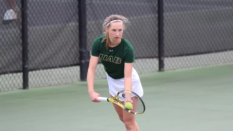 Hecking Named CoSIDA District 4 Academic All-District At-Large Team