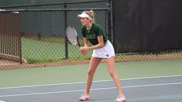 Women’s Tennis Blanks Alabama A&M, 7-0