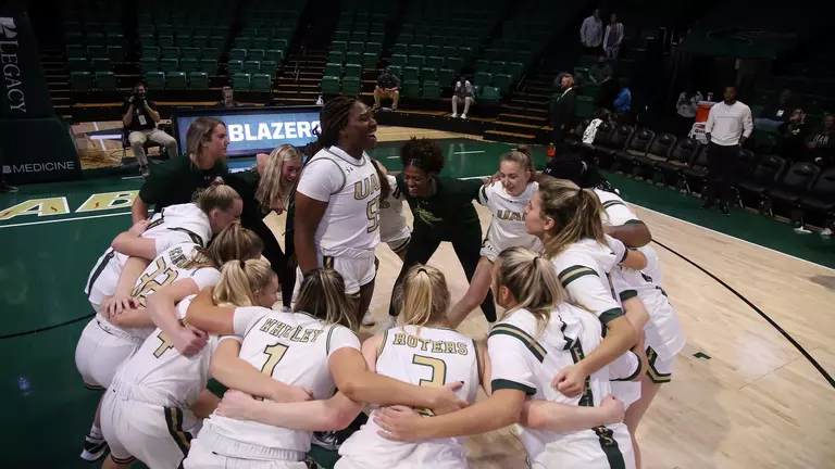 WBB Finishes 2021 Fall Semester with 3.5 Team GPA