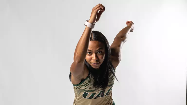 Blazer Track & Field Opens 2023 Indoor Season at BSC Icebreaker