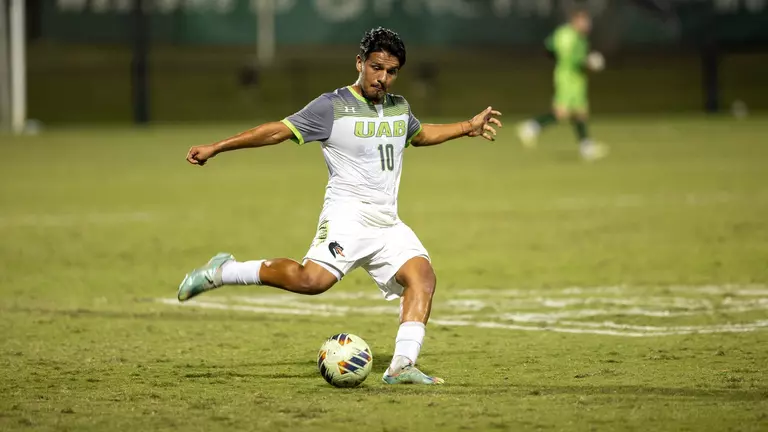 Doh, Calderon Named to AAC All-Rookie Team