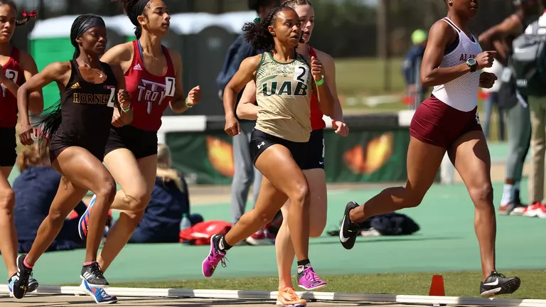 UAB Travels to Starkville for the Bulldog Relays