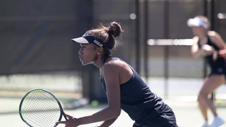 Women’s Tennis Has Strong Showing at ITA Southern Regionals