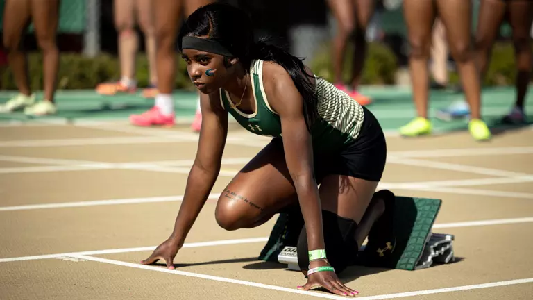 Track & Field Travels to Knoxville for Tennessee Invite