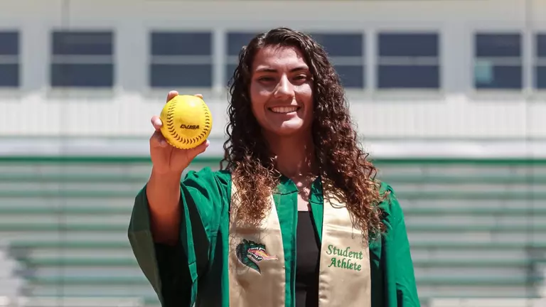 Frazier Receives Jim Castañeda Postgraduate Scholarship