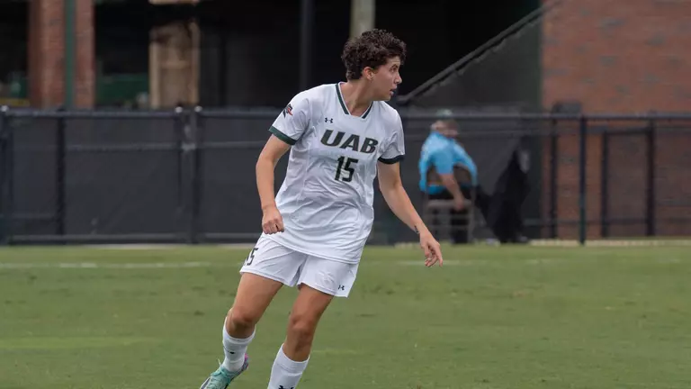 Women’s Soccer Draws 2-2 at East Carolina