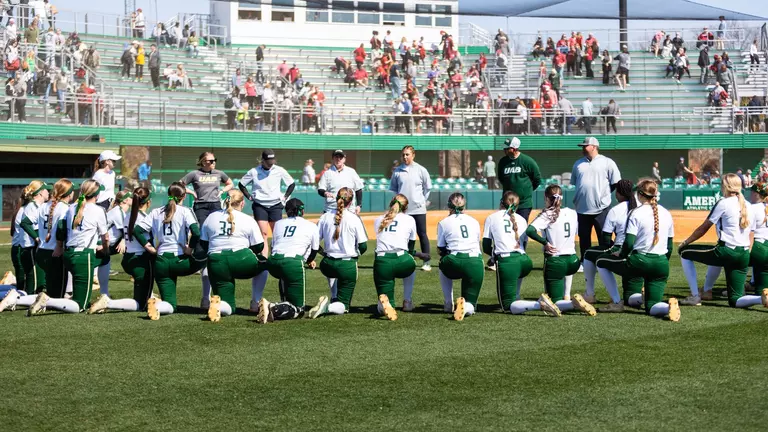 Softball Falls to Mississippi State 0-14