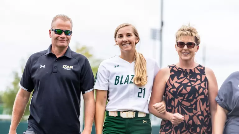 Valbak Receives AAC Commissioner's Postgraduate Leadership Award