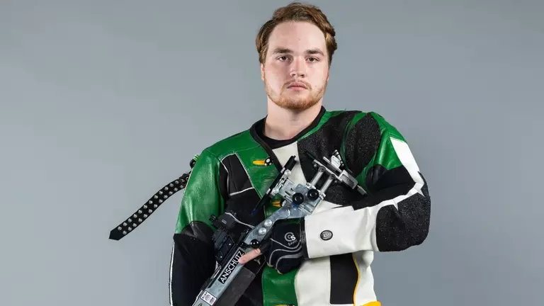 Rifle to Face Army in West Point