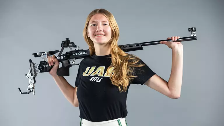 Rifle Posts 4575 at Army