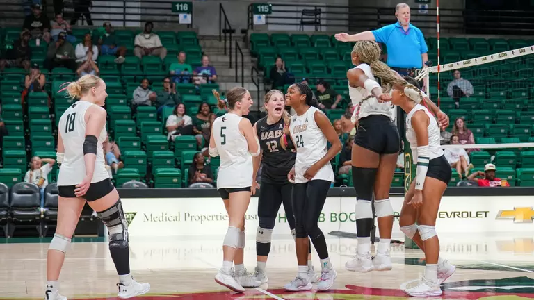 Blazers Snap Skid With Sweep Over Tulane