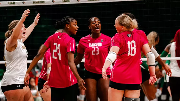 Blazers Seek American Tournament Spot in Final Week