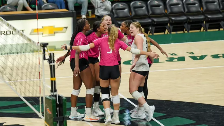 Blazers Upset Bulls To Climb American Standings