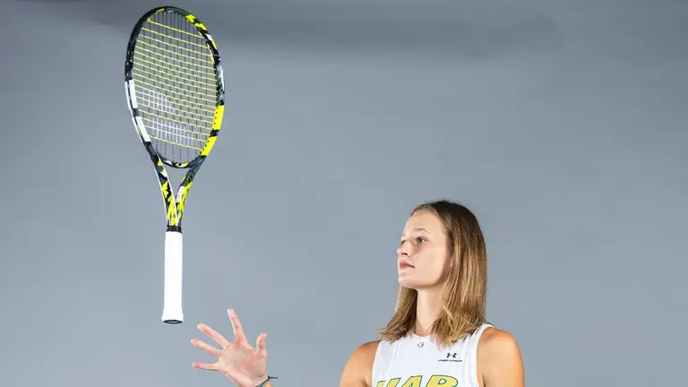 Women’s Tennis Defeats Belmont 7-0