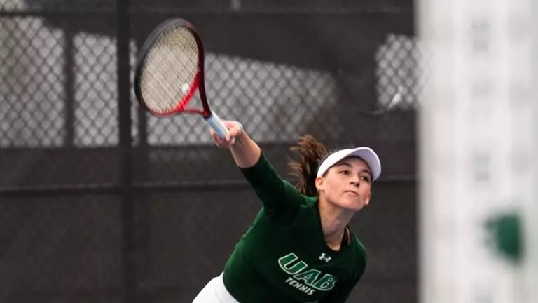 Women’s Tennis Takes Down Bellarmine 6-1