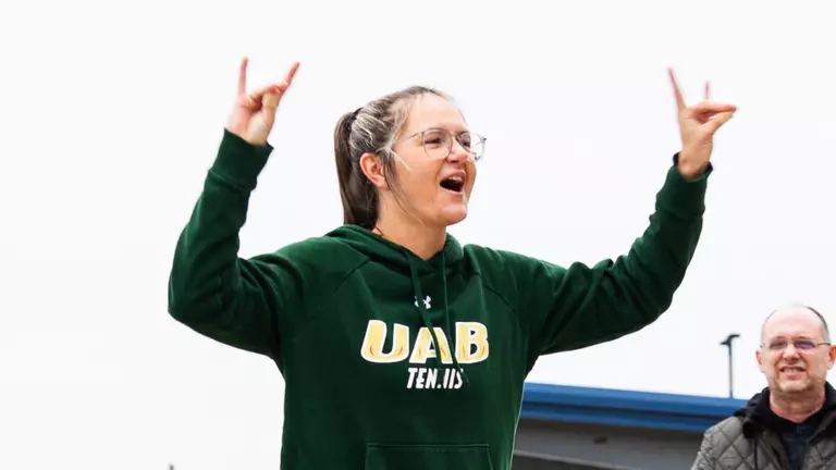 Blazers Split Weekend and Defeat No. 68 Tulane