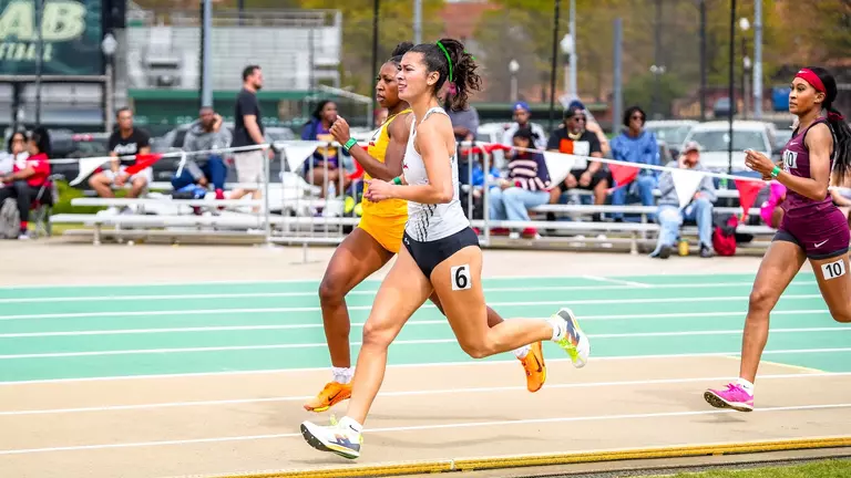 Blazers Travel to Charlotte for AAC Outdoor Championships
