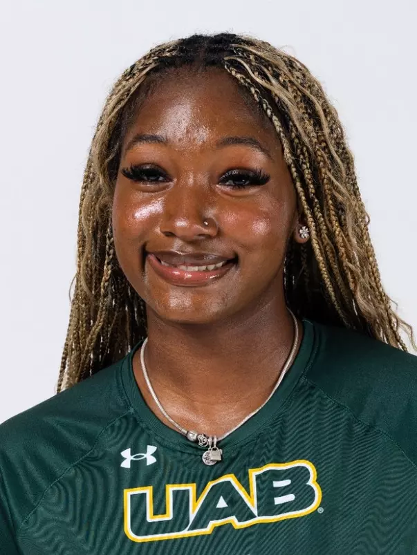 Payton Sirdine Headshot