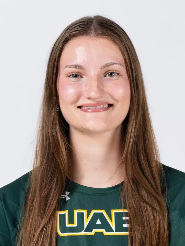 Ingrid Dittmar Headshot
