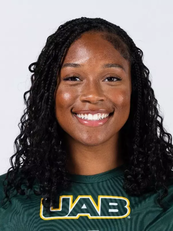 Aniya Kennedy Headshot