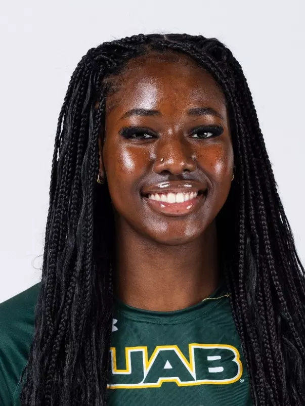 Chinwendu Aguoru Headshot