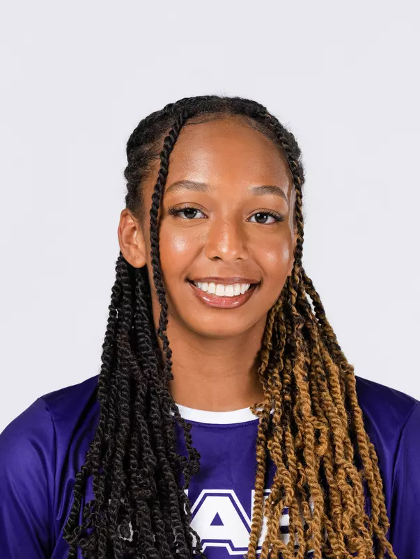 Yesenia Aiken