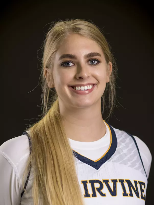 andee-ritter-2017-wbb-mug