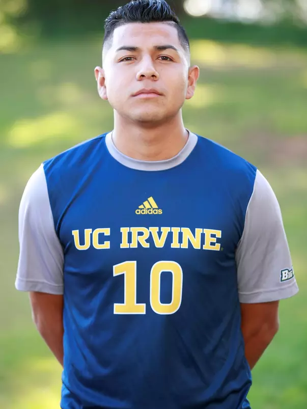 canales-ivan-uci-msoc-2018-headshot