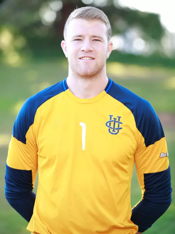 waldron-alex-uci-msoc-2018-headshot