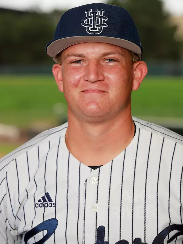 corbin-barker-uci-bsb-2020-headshot