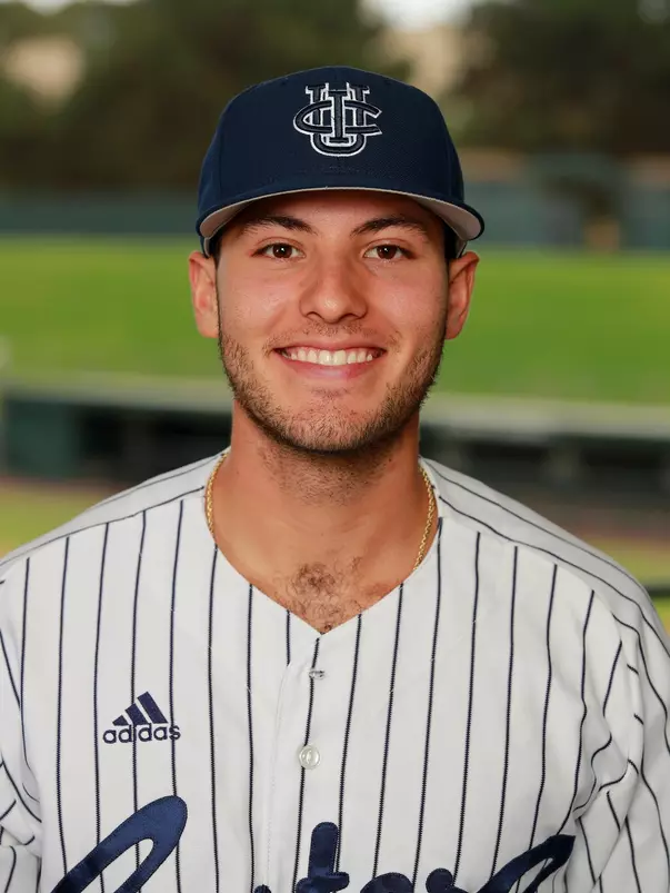 jacbo-castro-uci-bsb-2020-headshot