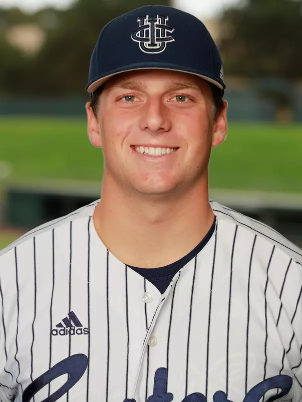 brett-garcia-uci-bsb-2020-headshot