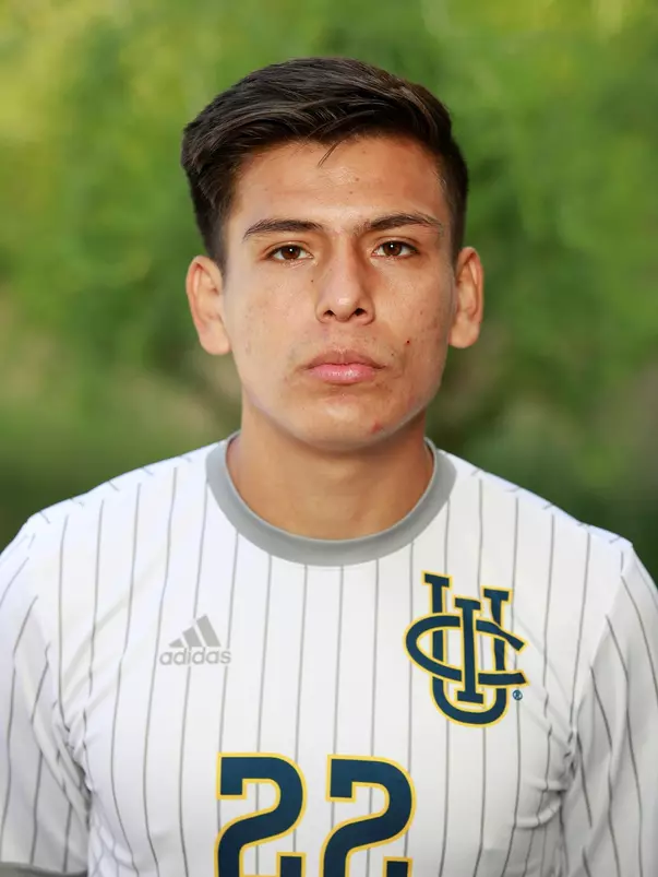 acosta-manny-uci-msoc-2019-headshot