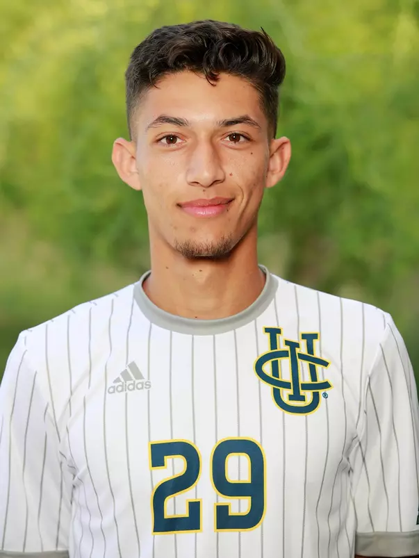 aragon-diego-uci-msoc-2019-headshot