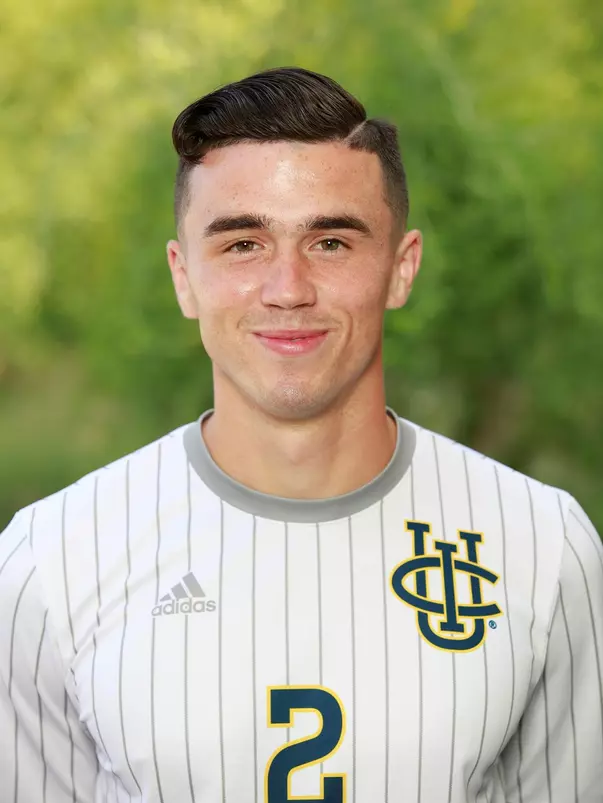 mclaughlin-seamus-uci-msoc-2019-headshot