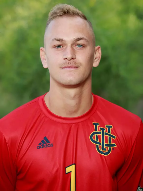 parker-ford-uci-msoc-2019-headshot