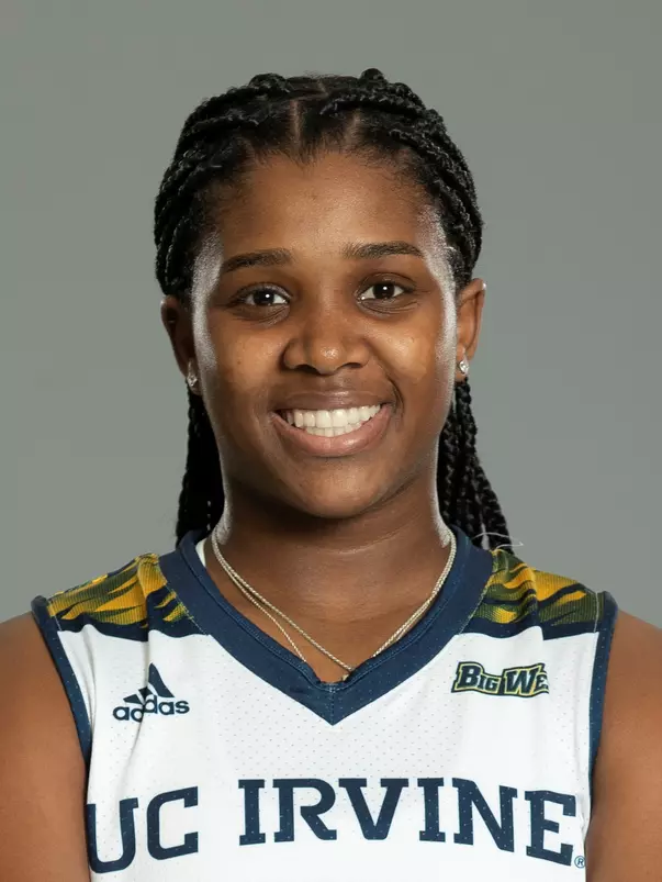 chloe-webb-2020-wbb-mug