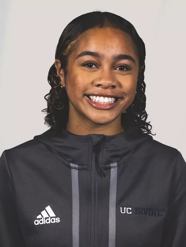 clark-wtrack-2022-mug