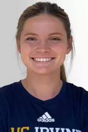 lauren-mckimmey-headshot-uci-wsoc-2021-22