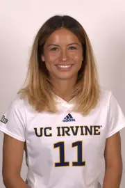 scarlett-camberos-uci-wsoc-2021-headshot