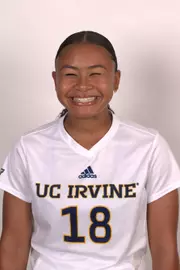 emi-smith-uci-wsoc-2021-headshot